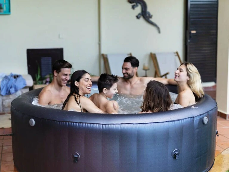 Mobilní vířivá vana MSpa CARLTON 6p 2200W